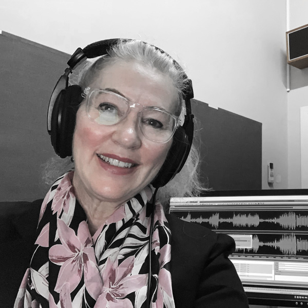 Photo of Mary Peterson in the studio
